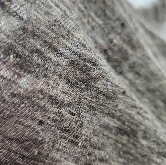 Banana Republic linen tshirt - Picture 3 of 6